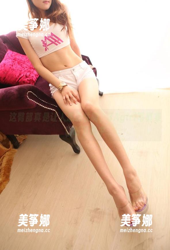 这臀部真是让人想抓住啊，3Agirl写真集限时下载中