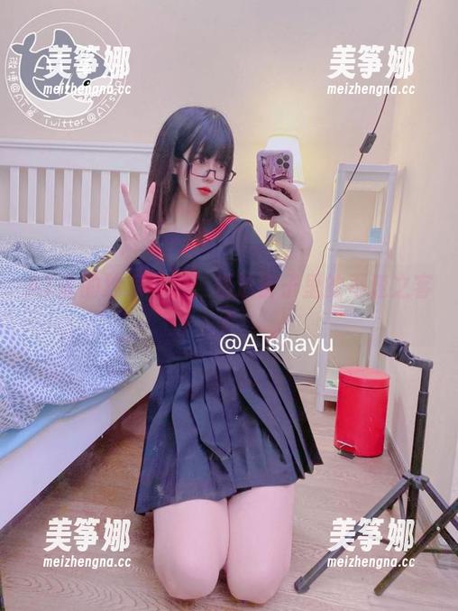 AT鲨 AT鲨的独家私拍:偶遇裤子里的不速之客?