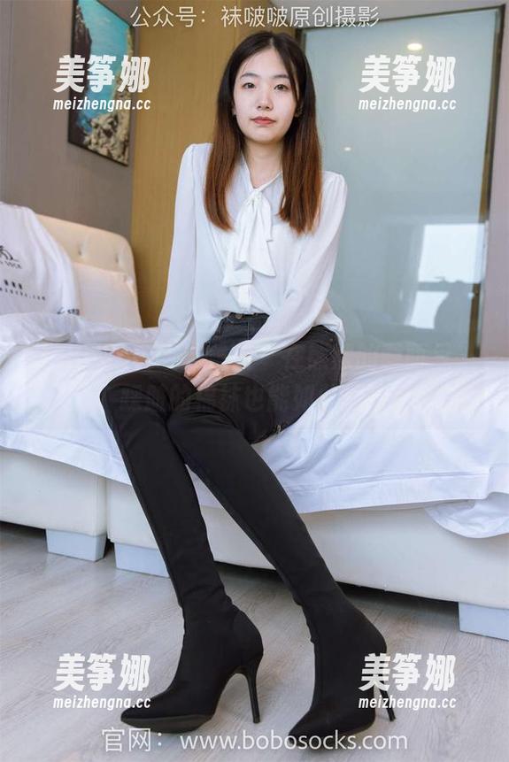 BoBoSocks袜啵啵-熊熊 BoBoSocks袜啵啵 - 在熊熊的画面里,踩脏的棉袜也能如此美妙