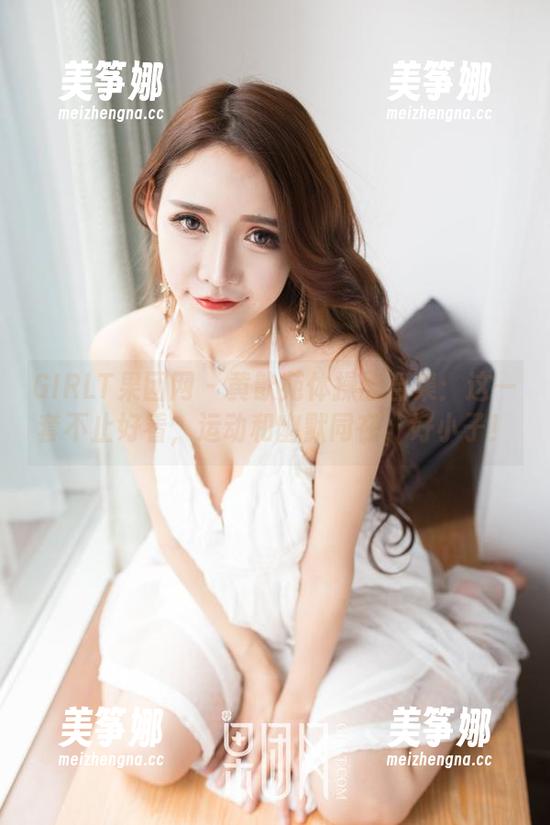 GIRLT果团网-黄歆苑 GIRLT果团网 - 黄歆苑体操服合集:这一套不止好看,运动和幽默同在,好小子!