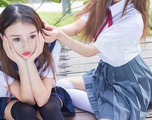 IMiss爱蜜社 – 撩人的李李七七喜喜，哪件套装都精彩，记得下载美图哦。
