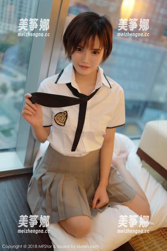 MFStar模范学院-SiByl李思宁 MFStar模范学院 - 看!这是SiByl李思宁的办公室风景:图片分享,工作中的小确幸