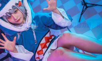 Mimmi(밈미)和她的白色，图片里没了色彩的力道，资源又让人想多了？
