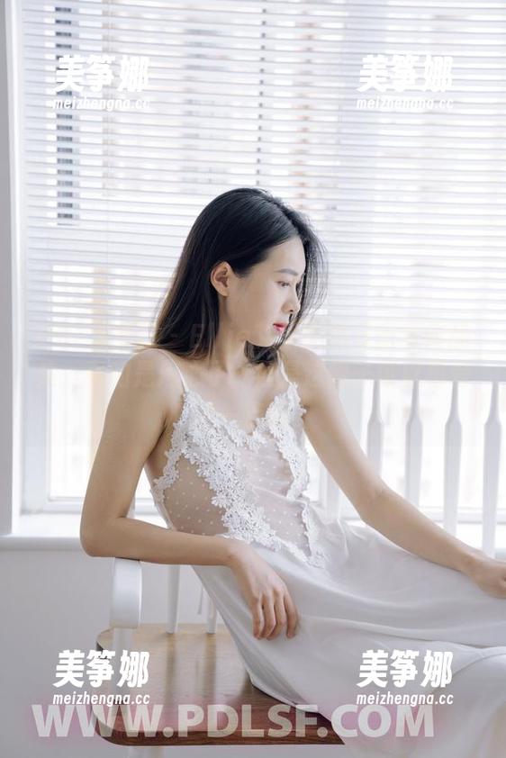 PDL潘多拉 - Ellie艾栗栗的万圣节作品集，真的是用心了…但是这帽子可以再夸张一点吗？