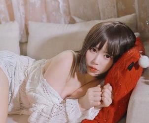 Tina很妖孽呀写真里的“丝袜奇观”,究竟有多少搭配能让你心“袜”不已?