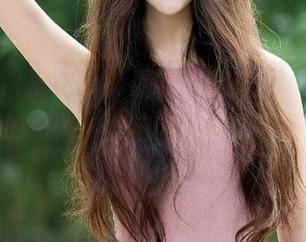 TuiGirl推女郎 – 最新图册出炉,林清儿在夏日的街头,恍惚间能闻到柠檬的香气。