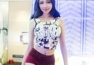 TuiGirl推女郎 – 看看郑瑞熙穿职业装的姿势,想不想下载进你的图库?