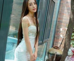 UGirls尤果网 – 易阳的居家图包，分享一些“家中日常”，边看边嘀咕！