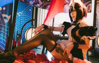 别想太多,Vams子的修女写真,美图出来了,分享一下吧!