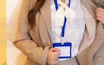 Xiuren秀人网 – 高清才是王道——Barbie可儿图包里的每个女孩姿态都戳到我心