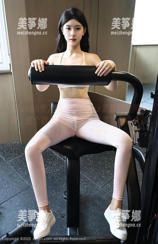 Xiuren秀人网-奈奈Fox Xiuren秀人网 - 奈奈Fox更新的油亮写真,这个状态我也想要!只要顺便拿个美颜APP就行了吧?