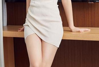 YouMi尤蜜荟 – 原图秒杀!合法萝莉的私拍镂空,差点让我忘了呼吸