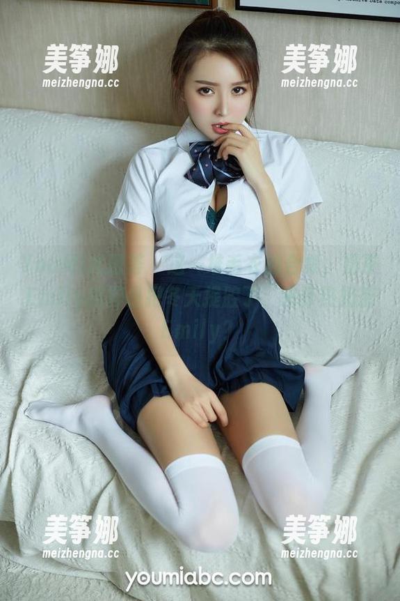 YouMi尤蜜荟 - 这一堆毛衣的合集，奶茶Emily纯粹是把冬天提腔了，来杯热奶茶Emily？