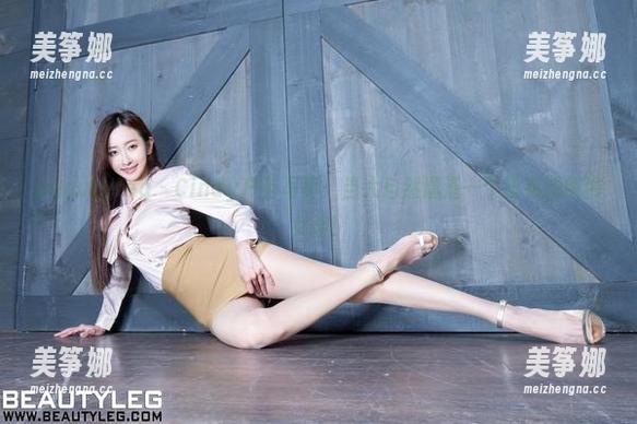 beautyleg - Cindy户外写真：当大自然遭遇一个没有滤镜的女孩！