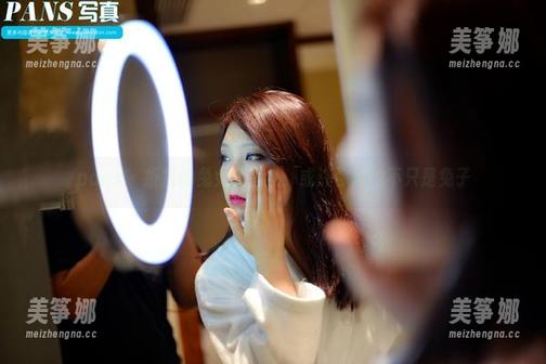 pans-折折 pans - 折折的兔女郎图集:或许你嗑的不只是兔子