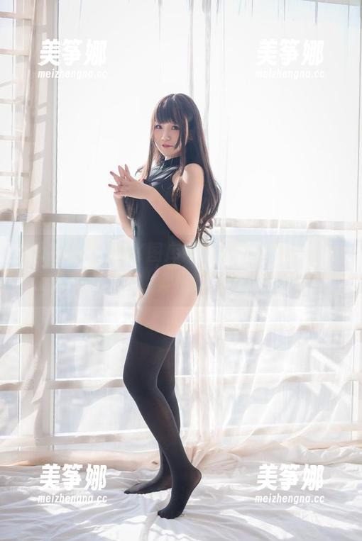 yoko夏宅 yoko夏宅的JK图库简直成了我的小宝藏,分享个不停,真想打造个私人模特!