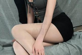 丽柜 – 佳怡的清纯合集,真是不怕被偷瞧的吗?