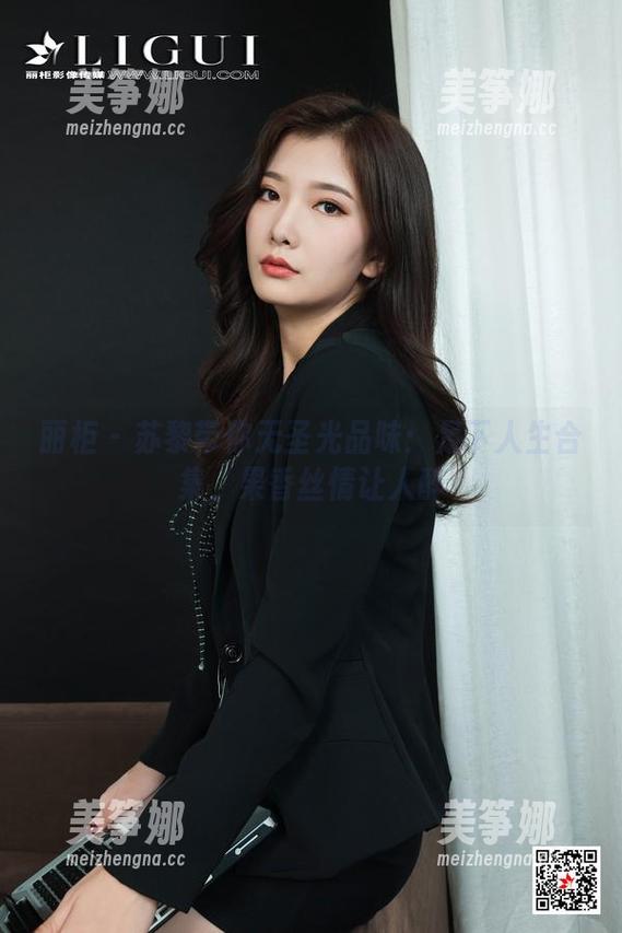 丽柜-苏黎 丽柜 - 苏黎带你无圣光品味:足下人生合集,果香丝情让人醉