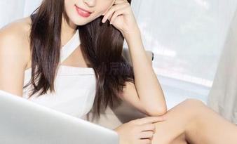 克拉女神 – 裸足的乐趣,小芹福利图集带你“脚”感未来!