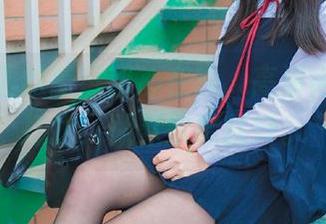 兔玩映画的草莓甜心在线,高清得都不敢打扰,默默欣赏就好。