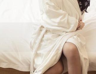 头条女神 – 申美嫣短裤合集——开启你的免费资源之旅!