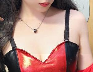 看过小女巫露娜的黑白全套，感觉我自己都变得更文艺了，哈哈。