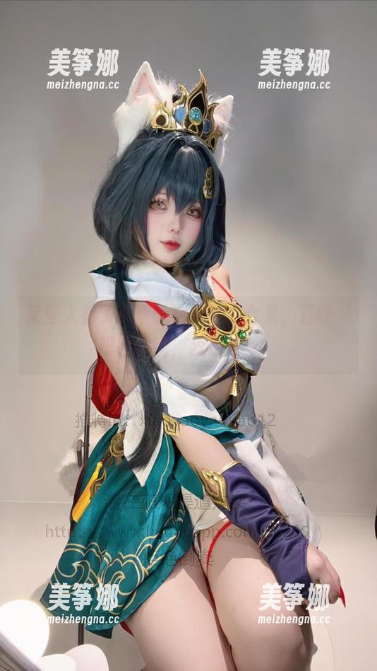 小瑶幺幺 某些人看了小瑶幺幺的美足合集,直呼‘脚脚圈圈,我也要!’
