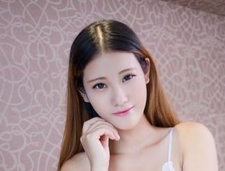 尤物馆 – Rebecca_吴颖茵的双马尾在这张原图里,居然让人眼前一亮,真有意思