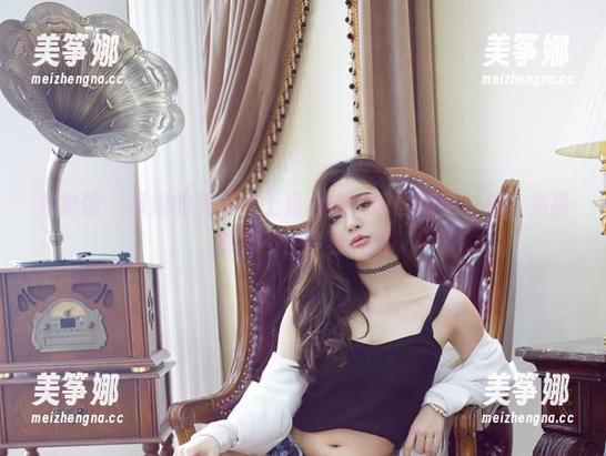 尤物馆 - 海边的美景配上温心怡，原图随手一拍，免费都忍不住多看几眼