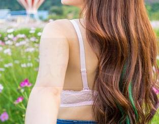 推女神 – 图集：绮里嘉的高跟鞋系列，走着走着就陷入了鞋子与自信的争斗！