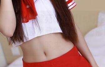 推女神 – 探索黄歆苑chobits的连衣裙写真，精选出那股优雅的懒散，仿佛时间都慢下来。
