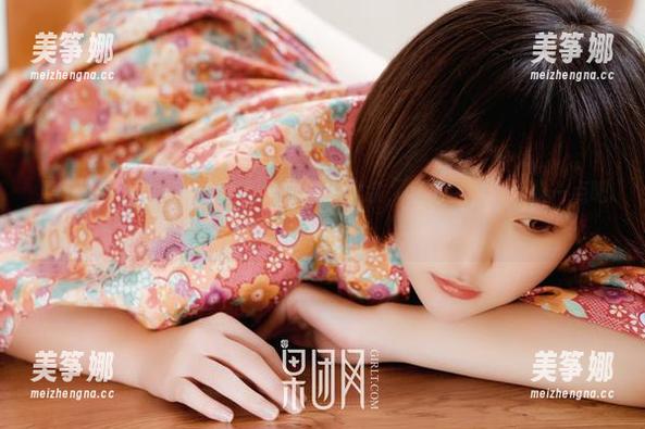 果团网-周大萌 果团网 - 周大萌的校园写真,读书之余,其实也可以优雅一点吧!