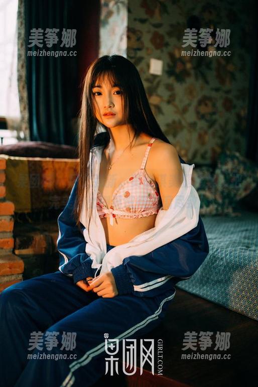 果团网-莫雅淇 果团网 - 历久弥新。莫雅淇美腿合集,把完美的比例展现得淋漓尽致!
