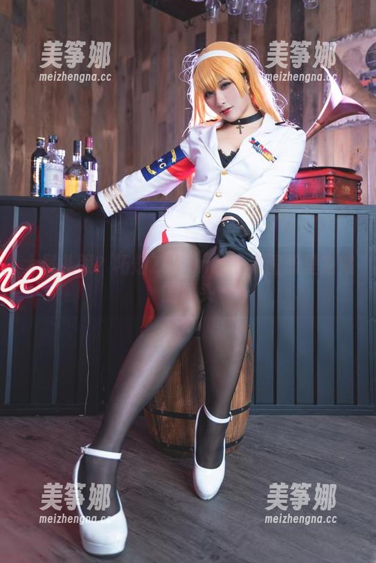 柘烟Zuken 大凤礼服?柘烟Zuken的写真图册里隐藏的风头