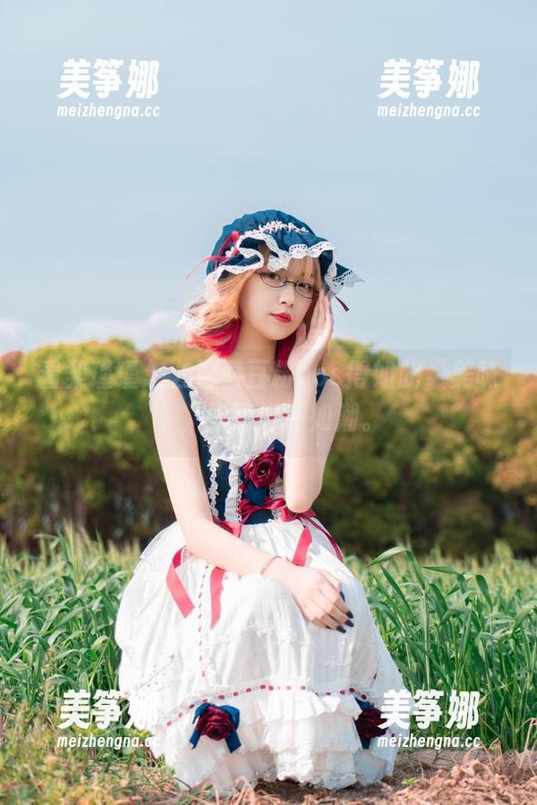 梨瑾瑾 看梨瑾瑾怎么把黄豆粉cos得如此“美味”,原图好评如潮。