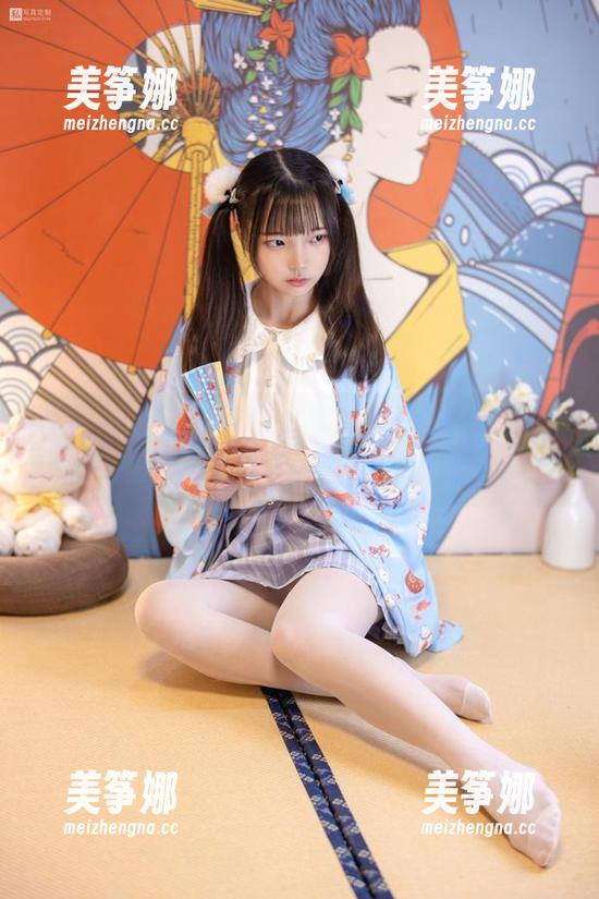 森萝财团-小梓 森萝财团 - 小梓的比基尼美图合集,居然让我心里小鹿乱撞。