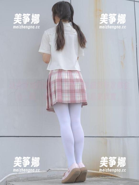 森萝财团 这森萝财团的白丝足控,我感觉每次都会心一颤,快下载一份作品集来欣赏。