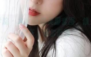 模范学院 – 水水er的美脚套图，像是路边的花，偶尔低调