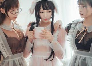 这届厨娘的cos太real了,爱老师_PhD的图集等你来翻!