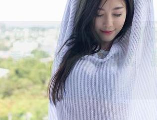 爱蜜社 – 免费!Lynn刘奕宁《双马尾》图册——看完保准你也想试试,骚气来袭!
