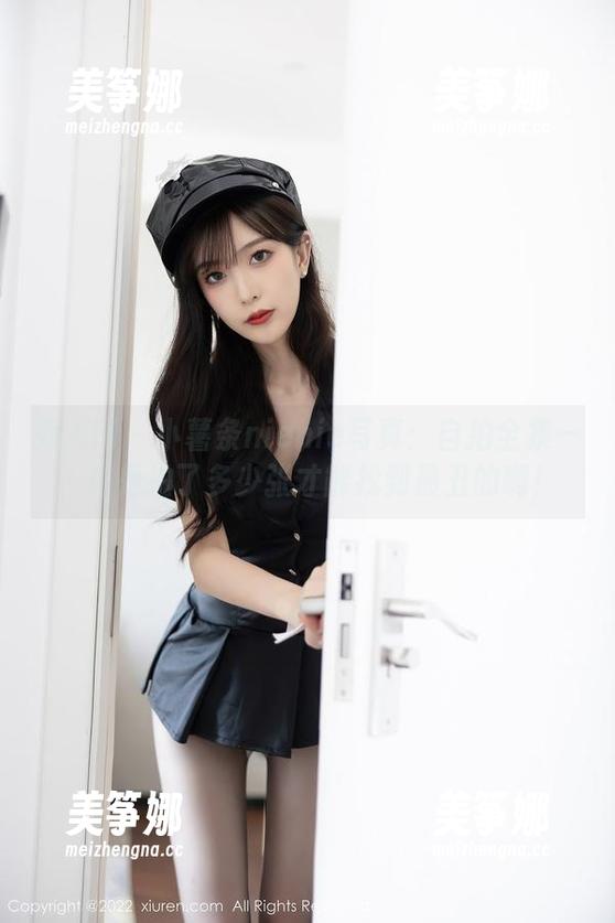 秀人网-小薯条nienie 秀人网 - 小薯条nienie写真:自拍全集——这是拍了多少张才能找到最丑的啊!