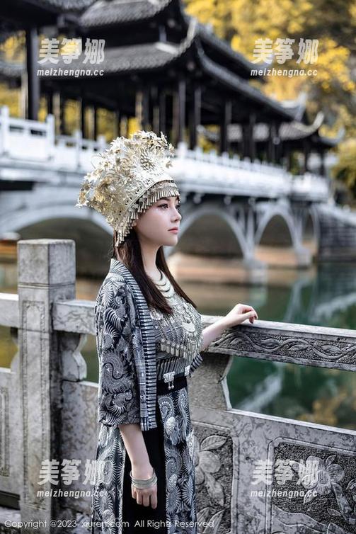 秀人网 - 私房图鉴：尤妮丝Egg在校服里的百变表情，这才是学霸！