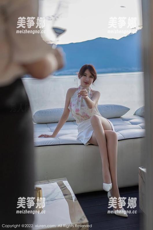 秀人网 - 就是阿朱啊的云南旅拍，完美美图等你左滑右滑！