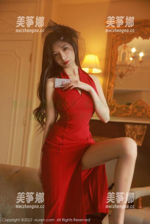 秀人网-软软Roro 秀人网 - 原图扔给你,软软Roro穿套装的画风,莫名有种居家气息。