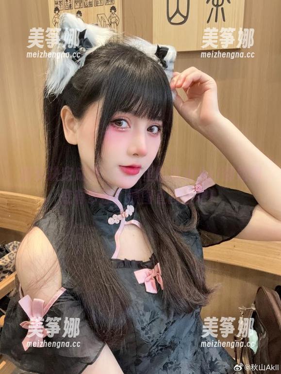 秋山AkI 细节决定成败,私房里的秋山AkI御姐到底有多撩?原图直接上吧!