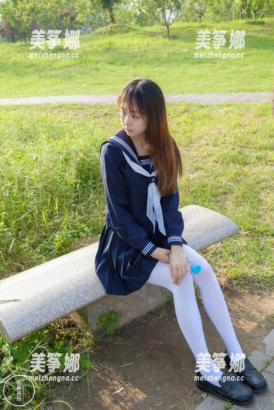 稚乖画册 - “生煎团团”全套泳衣作品，简直是一种新潮审美。