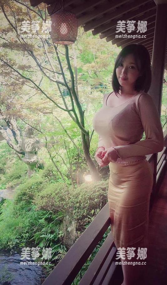 微密圈 - 轻松一刷，紫色哒豚豚的粉色写真总能响起一声‘哇’！