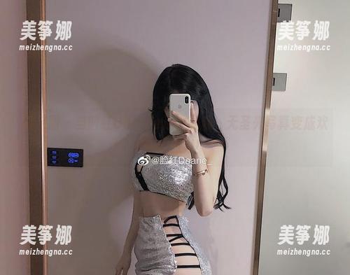 脸红Dearie 微密圈 - 当脸红Dearie遇上制服,无圣光写真变成欢乐大派对!