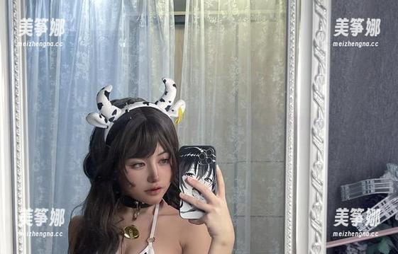 芊川一笑MNK 芊川一笑MNK的新双马尾美图,耳边风都变得轻快了