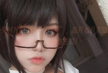 芊川一笑MNK的高清“女神”,我开心起来的时候连风都想跟她告白啊!